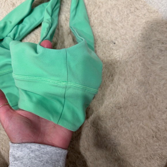 lululemon Align V-Neck Bra Light Support, A/B Cup Pistachio Green Size 6 - Picture 7 of 16